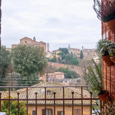 My Honeyed Corner Apartment Siena Exterior photo